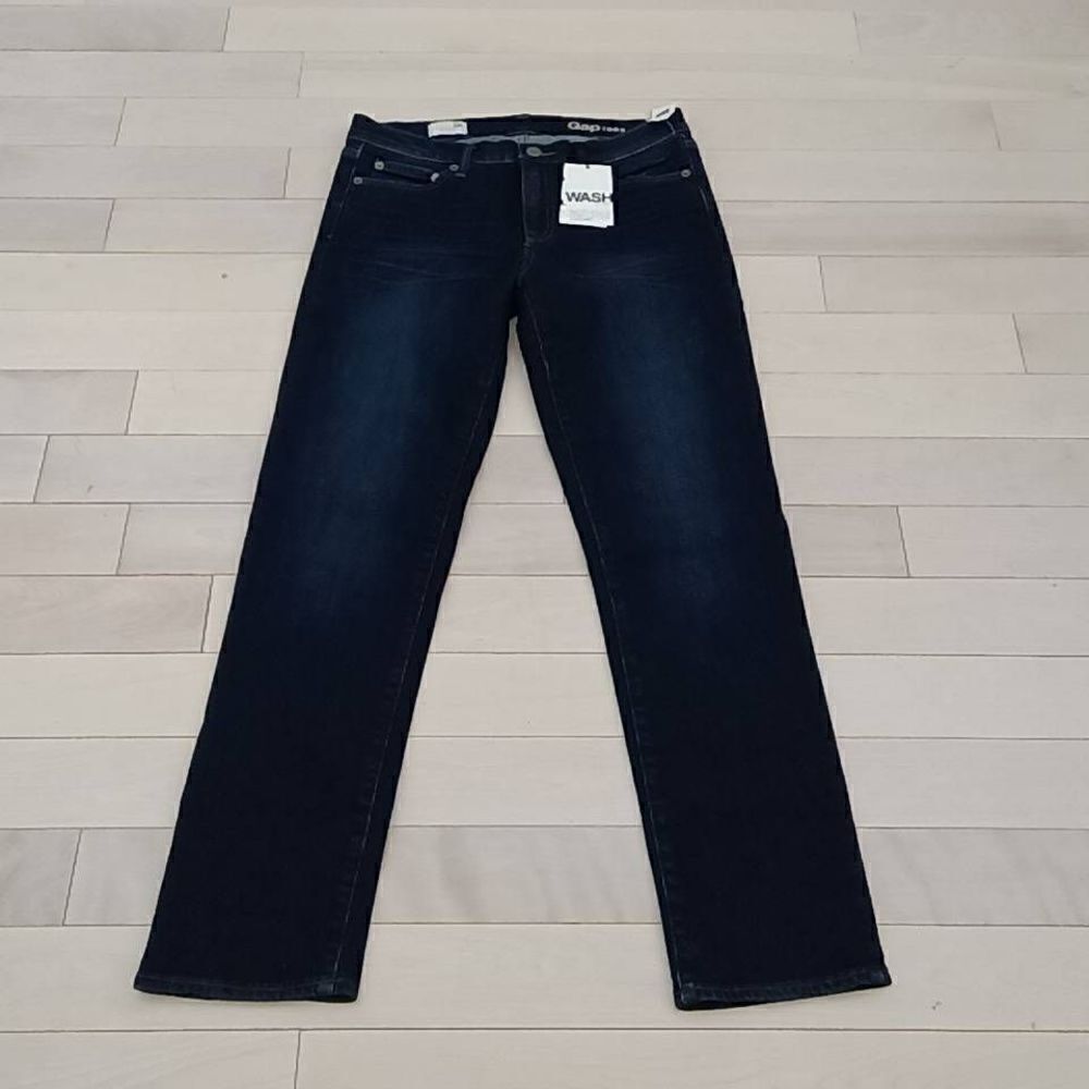 Gap Women's Blue Authentic Straight Denim Jeans Size 28 NWT